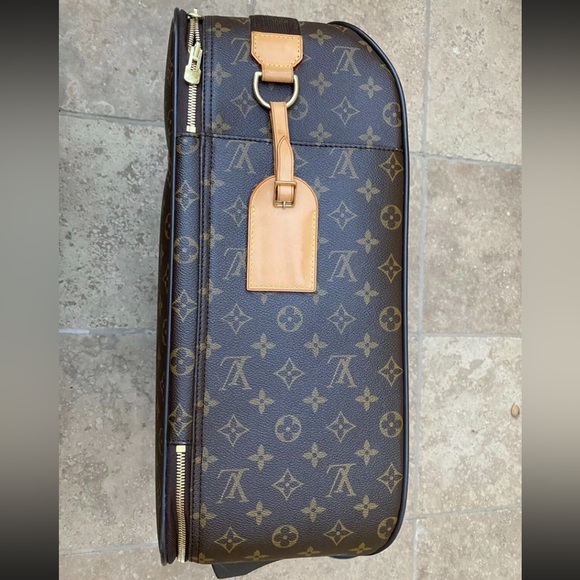 A82 - 💯% authentic Louis Vuitton travel bag - Picture 4 of 13